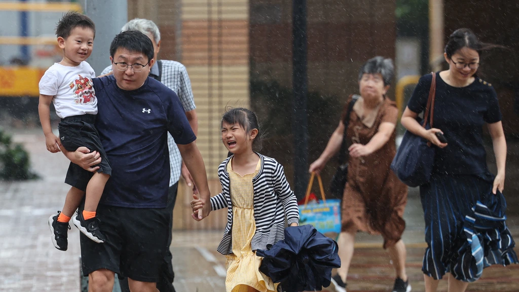 Honderdduizenden geëvacueerd in China en Hongkong vanwege orkaan Noul