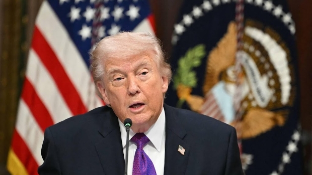 Trump wil betrokken zijn bij aanstellen nieuwe ayatollah Iran