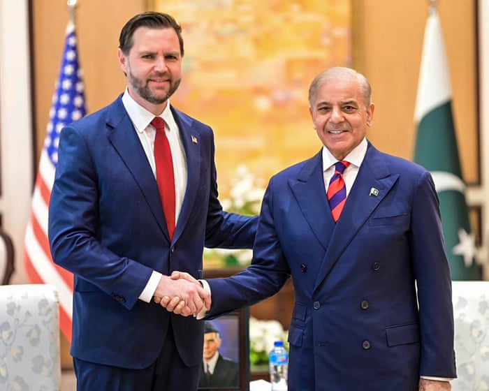 Middle East crisis live: Iran peace talks continue as Trump claims US has begun clearing mines in strait of Hormuz