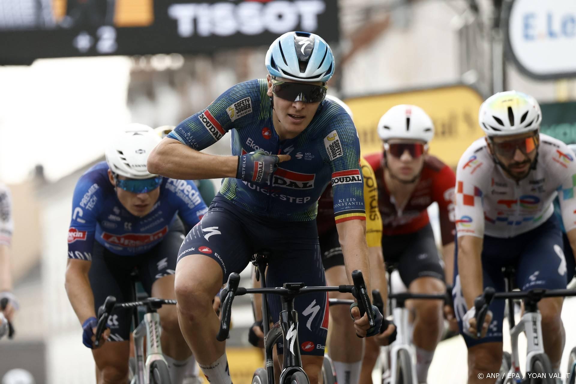 Kooij weer tweede achter Merlier in door val ontregelde sprint