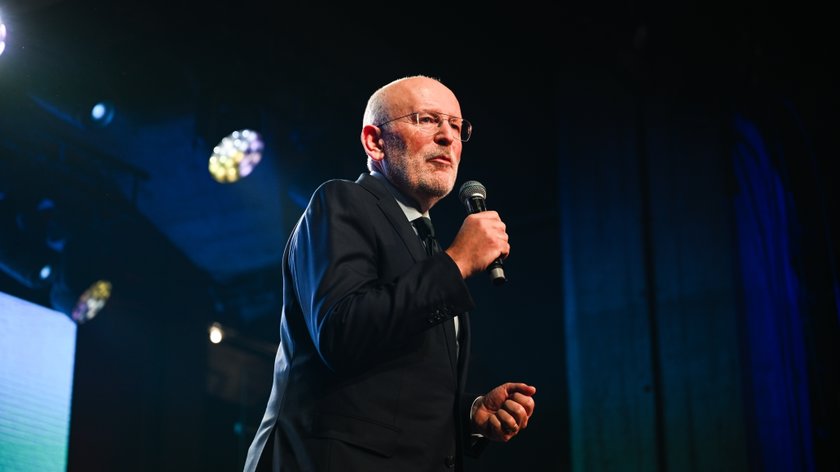 Felle kritiek op Frans Timmermans na vergelijking Israël met nazi-Duitsland
