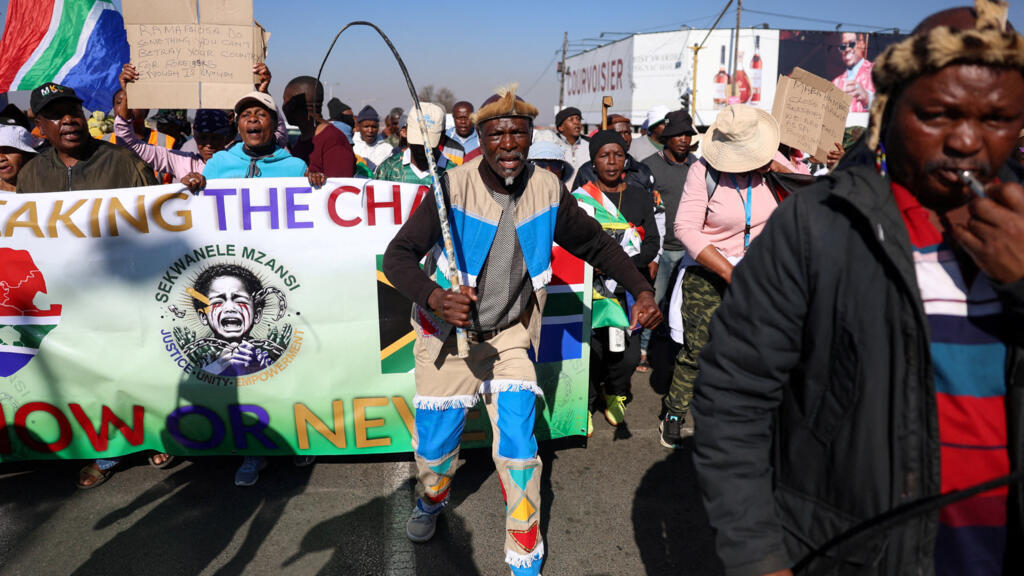 Ghanaians ask ICC to investigate xenophobic violence in South Africa