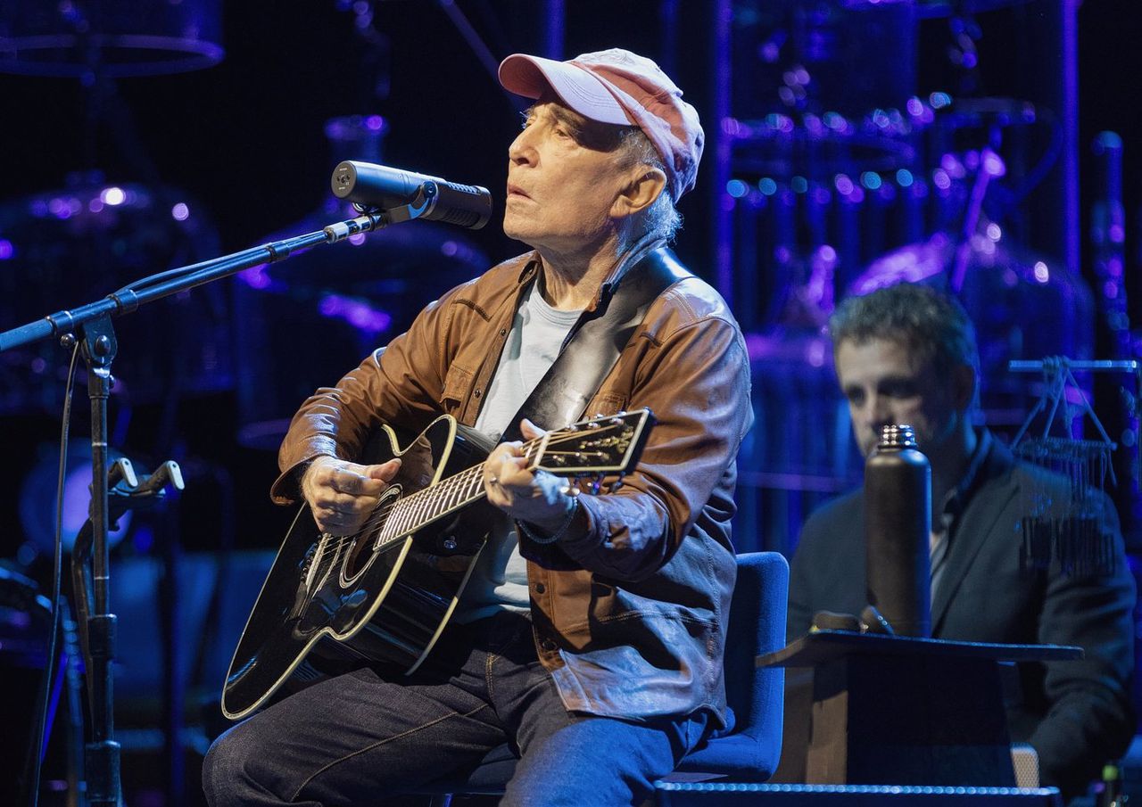 Paul Simon maakt ook met broze stem indruk tijdens zijn optreden in AFAS Live
