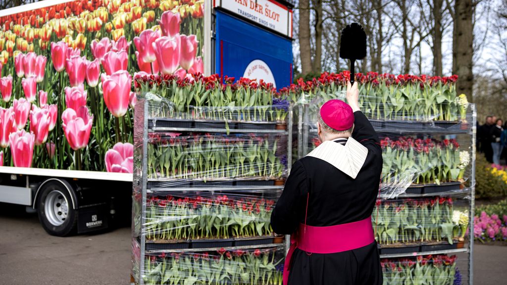 Al 40 jaar paasbloemen naar Vaticaan: ook paus Leo krijgt ze