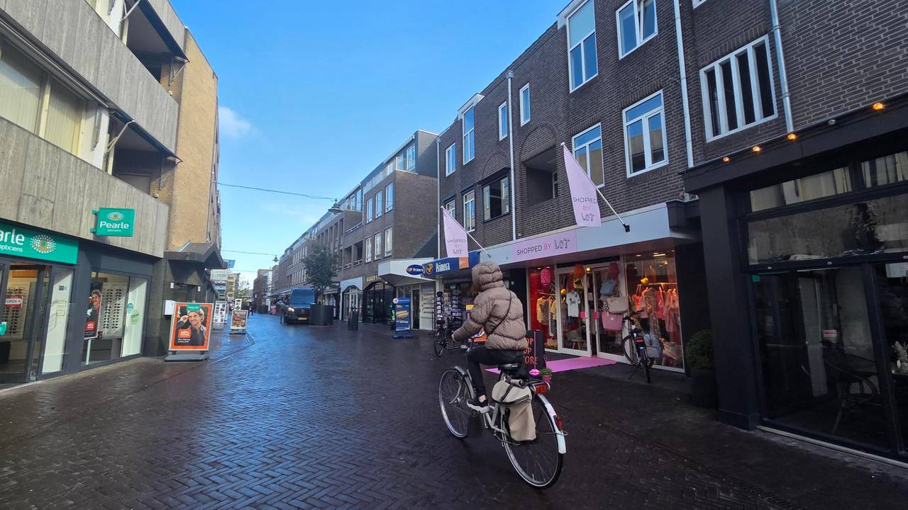 Overlast van jongeren in centrum Uden: 'Ze rijden je finaal ondersteboven'