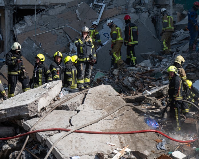Ukraine hit by second day of large-scale Russian missile and drone strikes