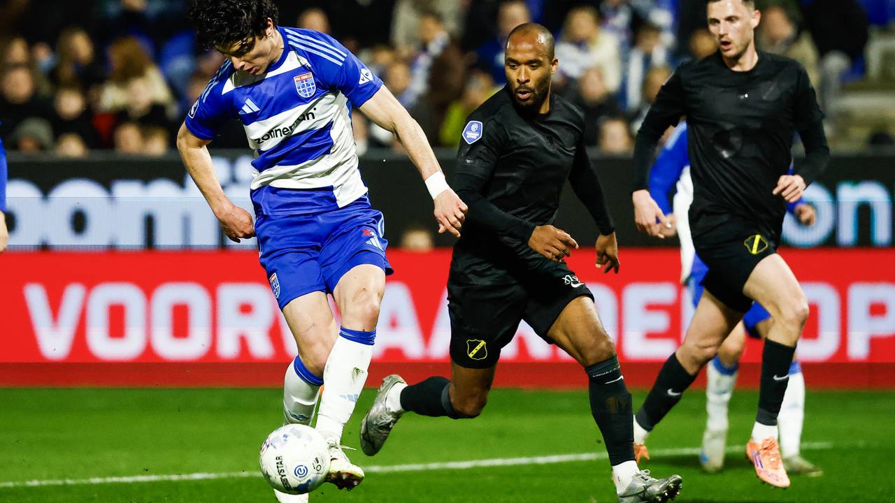 NAC verliest bij PEC Zwolle en zakt verder weg in degradatiestrijd