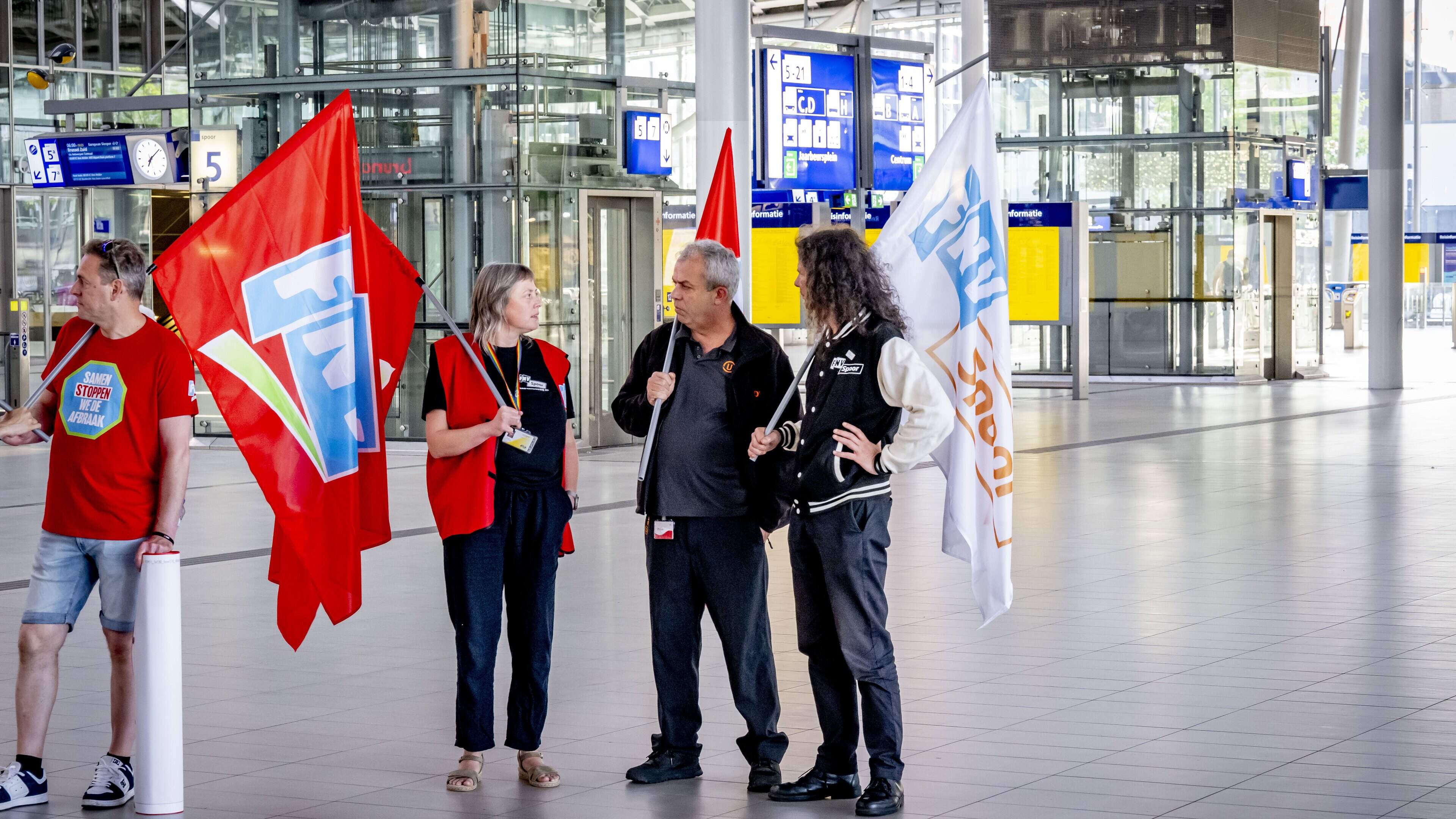Openbaar vervoer gaat plat op 9 september: NS baalt van nieuwe actie op het spoor