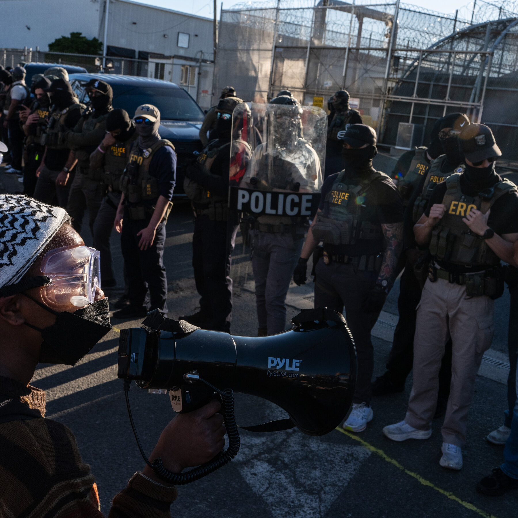 ICE Agents to Leave Site of Volatile Protests at Detention Center