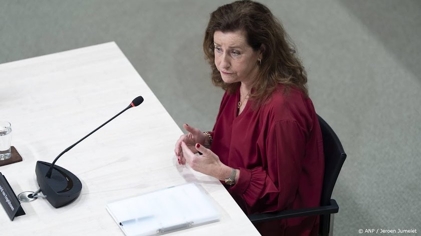 Oud-minister: sneltesten waren geen optie om scholen te openen