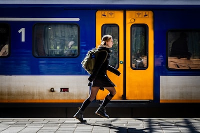 Werknemers vertrekken maandag later naar kantoor: ‘Het lichaam denkt dat het vroeger is’