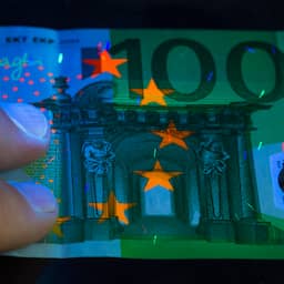 Steeds minder valse eurobiljetten in omloop: daling zet door