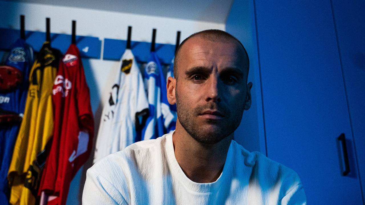 Clubicoon Danny Verbeek stopt met profvoetbal: 'Zeldzaam in voetballerij'