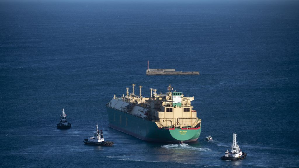 Gastankers verleggen koers naar Azië: 'Wie het meest betaalt, krijgt het meeste gas'