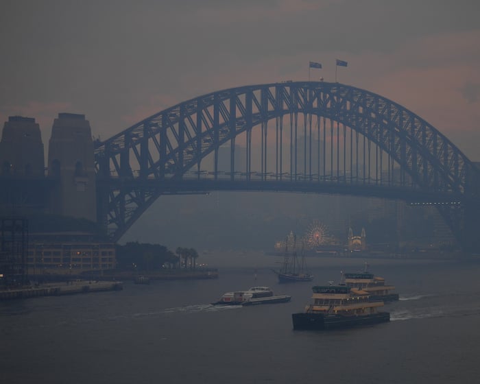 Millions of Australians at risk from rising sea levels and heat deaths to soar, national climate risk assessment report warns