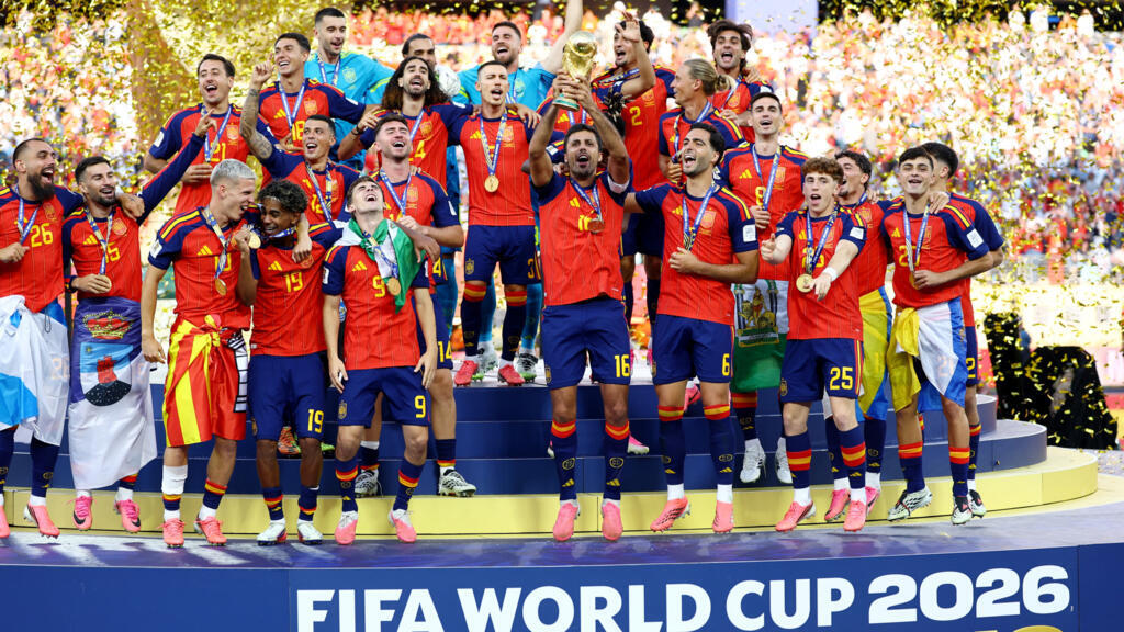 Torres' extra-time strike seals Spain's second World Cup as Argentina finish with 10 men