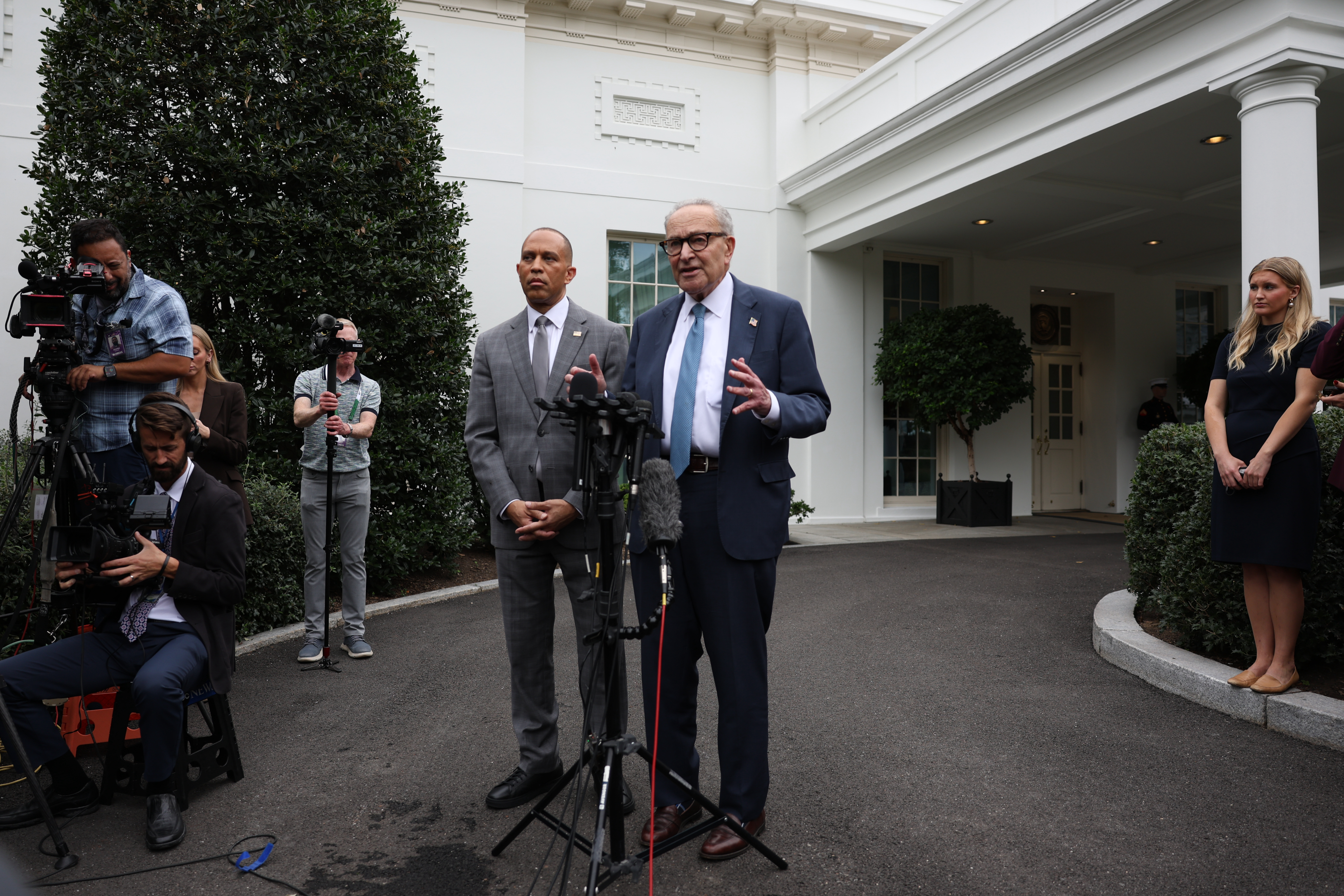 White House shutdown summit fails to produce a deal