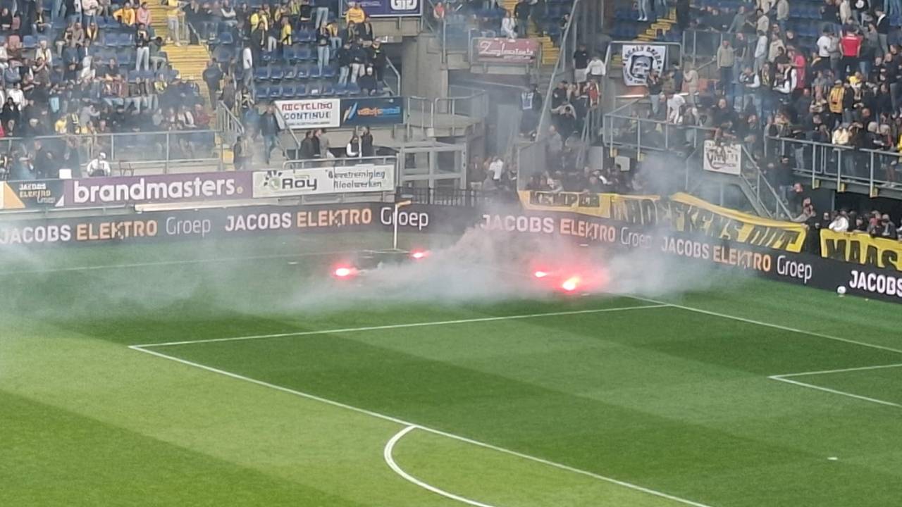 Gestaakt duel NAC - Heerenveen: elf aanhoudingen na ongeregeldheden