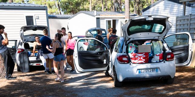 Gironde wildfire: Around Lacanau beach resort, the fire rages on