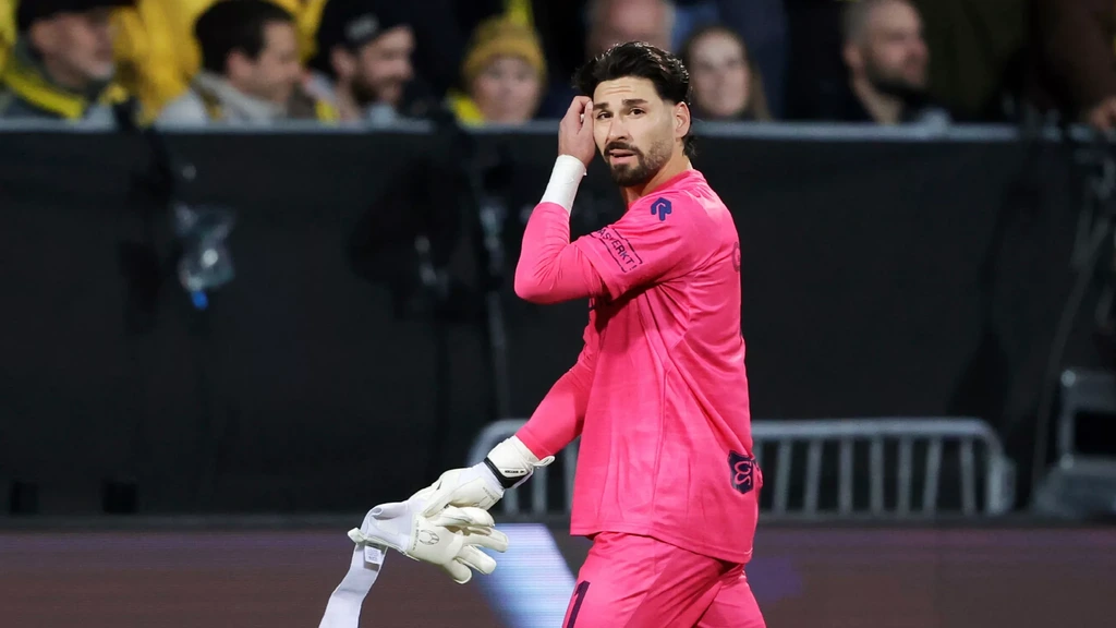 Champions League-droom voorbij na vroege rode kaart: NEC gaat naar Europa League