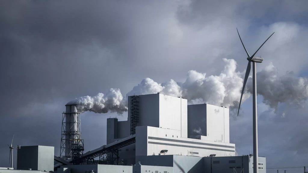 Nederlandse kolencentrales draaien weer volop, veel stroom naar het buitenland