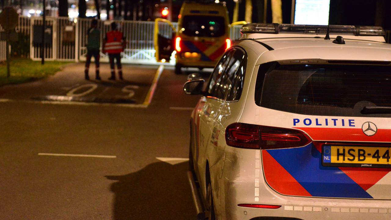 Beroving chauffeur bedrijfsauto in Breda, man raakt gewond