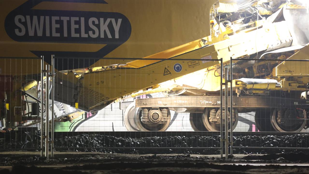 Werktrein ontspoort bij Vught, geen treinverkeer tot maandagochtend