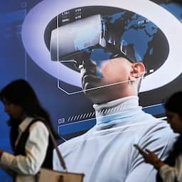 Techmiljardairs (en Dick Schoof) praten op Indiase top over de toekomst van AI