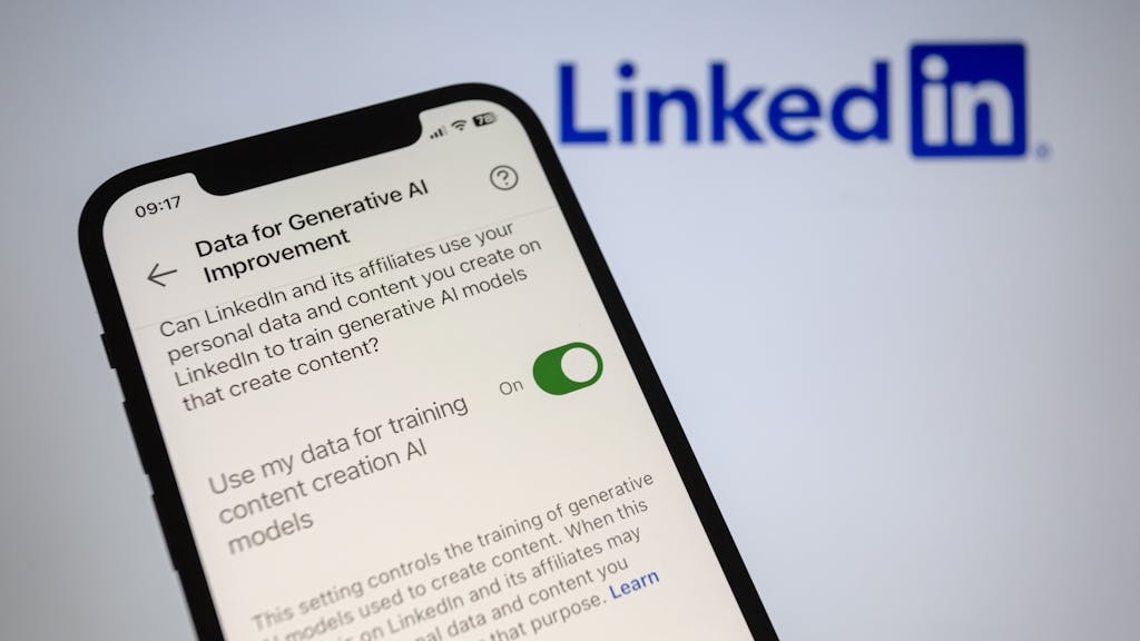 Ook LinkedIn gaat AI trainen met jouw gegevens; zo kun je dat voorkomen