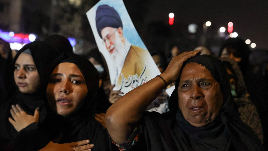 Drie dagen na Khamenei’s dood: hoe stevig zit het regime nog in het zadel?