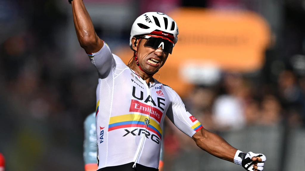 Narváez bezorgt UAE opsteker met winst vierde Giro-rit, Ciccone pakt roze trui