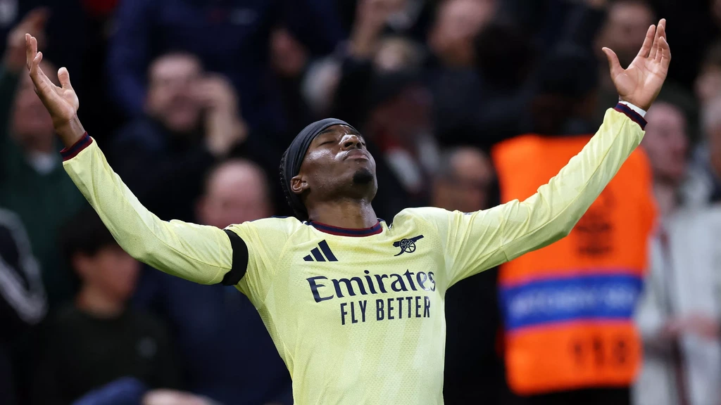 Madueke houdt Arsenal in spoor Manchester City, United weet alweer niet te winnen