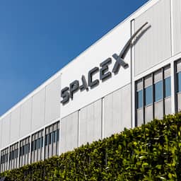 SpaceX wil miljarden steken in nieuwe ruimtehaven voor maan- en Marsreizen