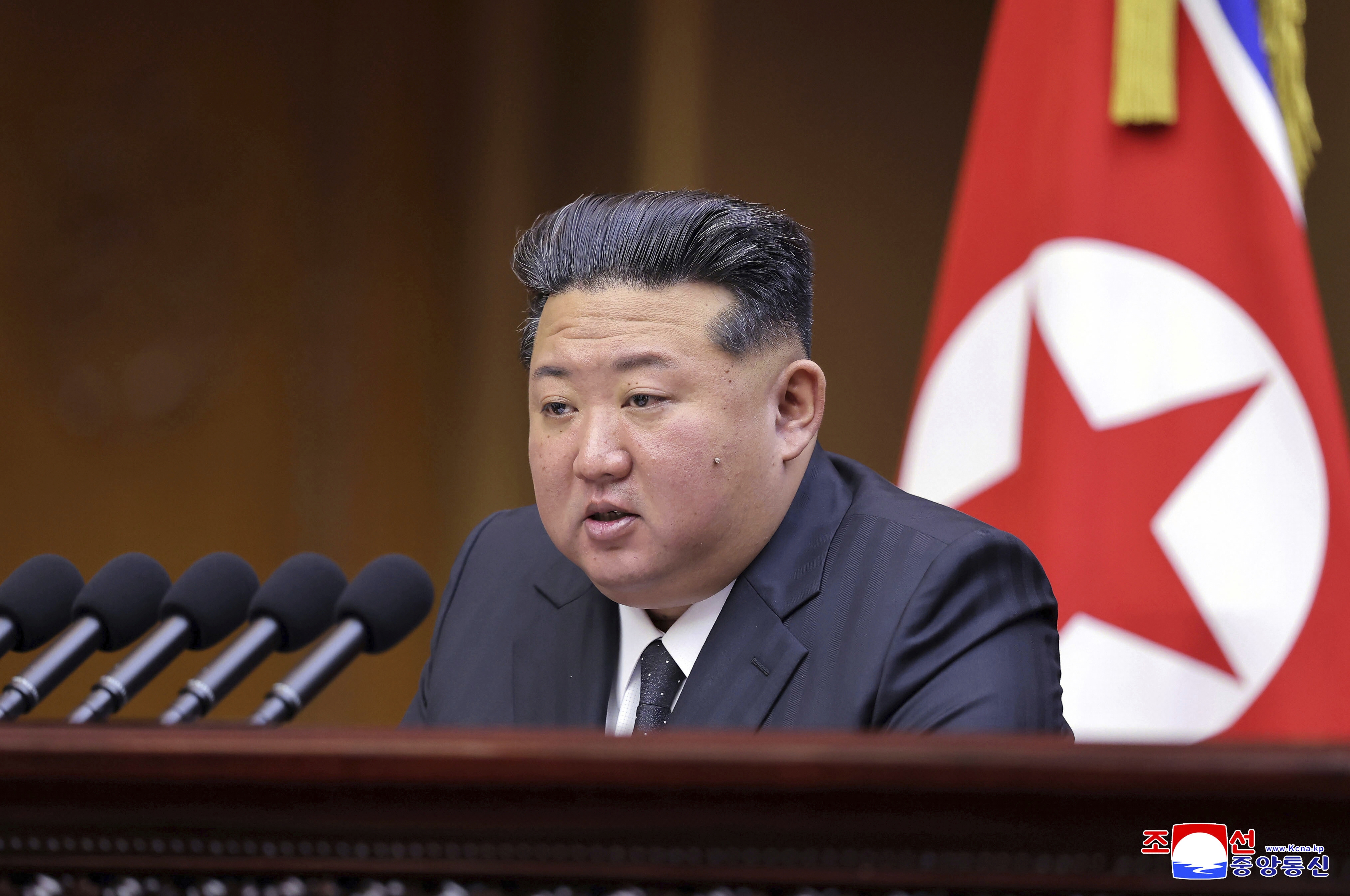 North Korea's Kim Jong Un ready to talk if U.S. drops denuclearization demand