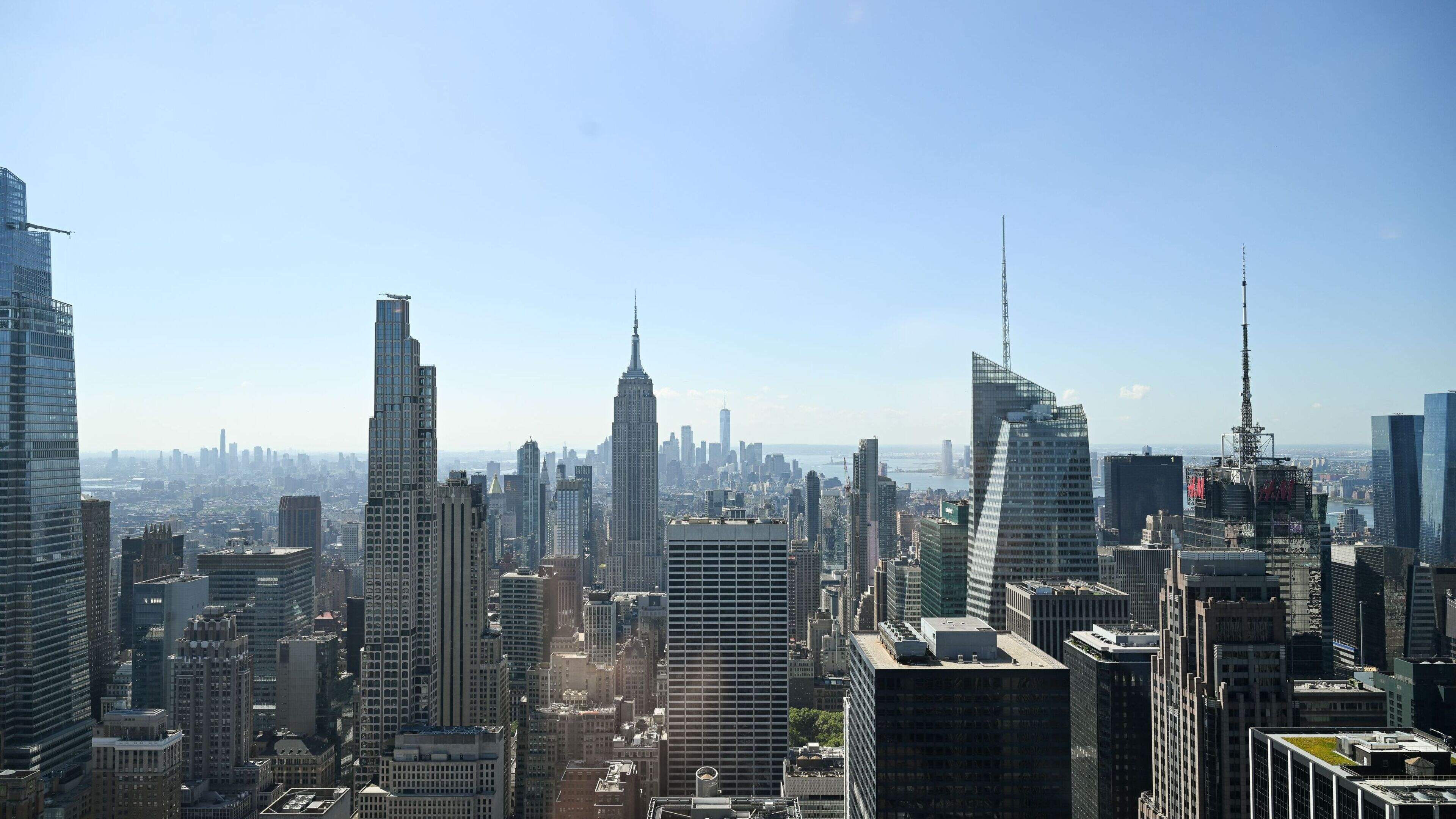 Netwerk opgerold dat telecommunicatie New York bedreigde: vijf actieve ’sim-farms’ ontdekt