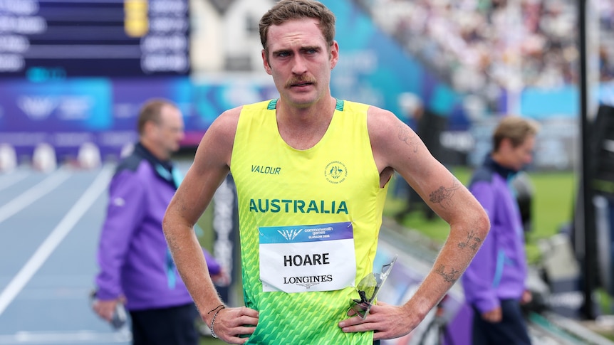 Live: Ollie Hoare falls in mile heats, Australian team appeals