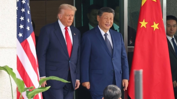Trump medio mei naar China voor gesprek met Xi