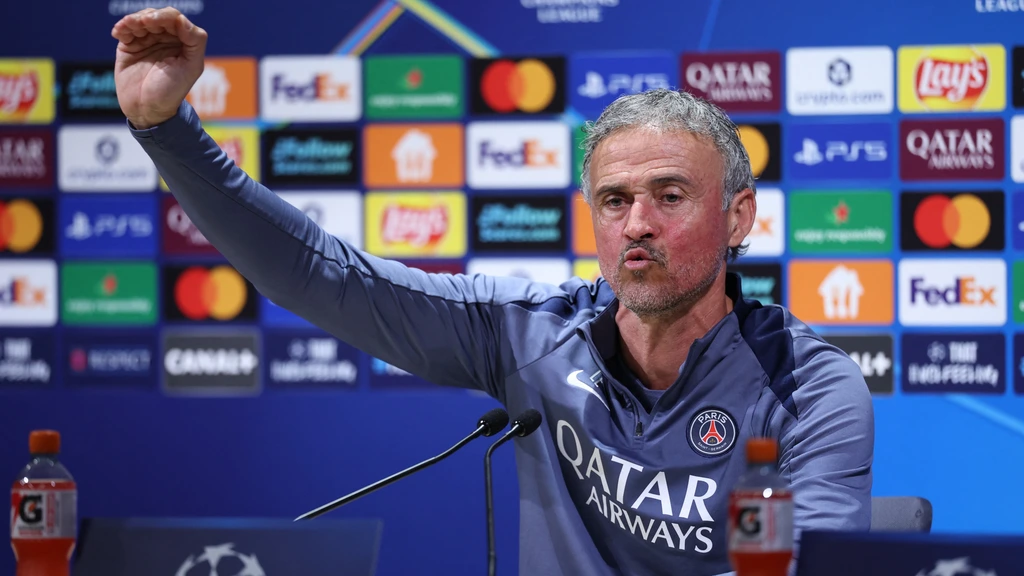 Luis Enrique borduurt met PSG voort op gedachtegoed van Cruijff en Van Gaal