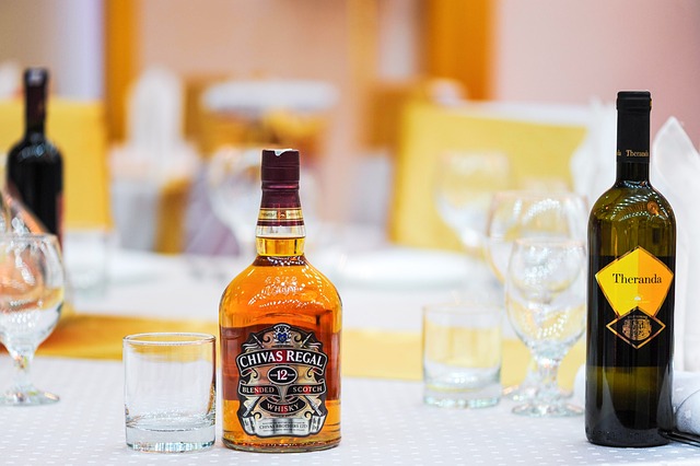 Trump removes tariffs on Scottish whisky after King Charles visit
