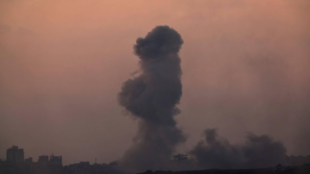 Israël vernietigt hoogste woontoren van Gaza