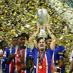 Paris Saint-Germain wint opnieuw Super Cup door zege op Aston Villa