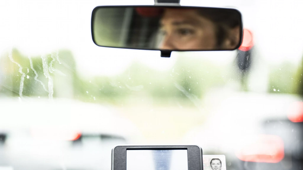 Uber schond rechten chauffeurs, AP legt megaboete van 825 miljoen op