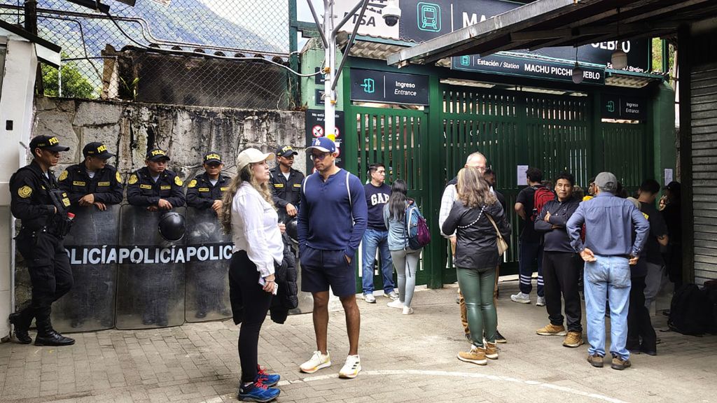 Toeristen vast bij Machu Picchu na blokkade spoorlijn, evacuatie gepland