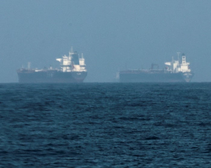 Middle East crisis live: US says nearly 2,000 targets hit in Iran war; Trump says navy may escort tankers through Strait of Hormuz