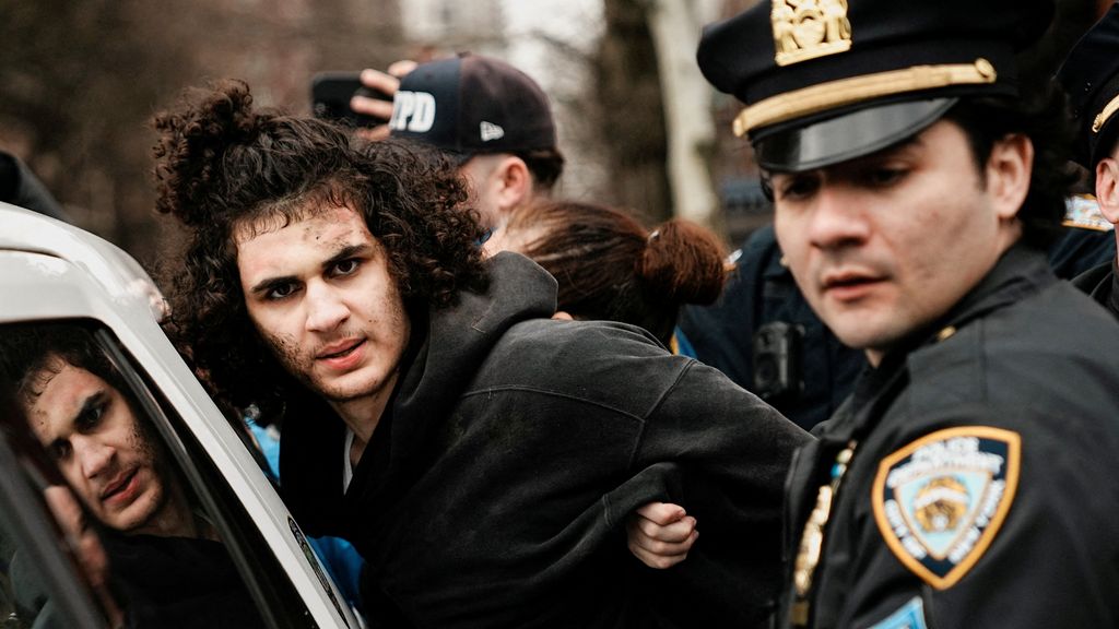 Mannen met explosieven in New York 'geïnspireerd door terreurgroep IS'