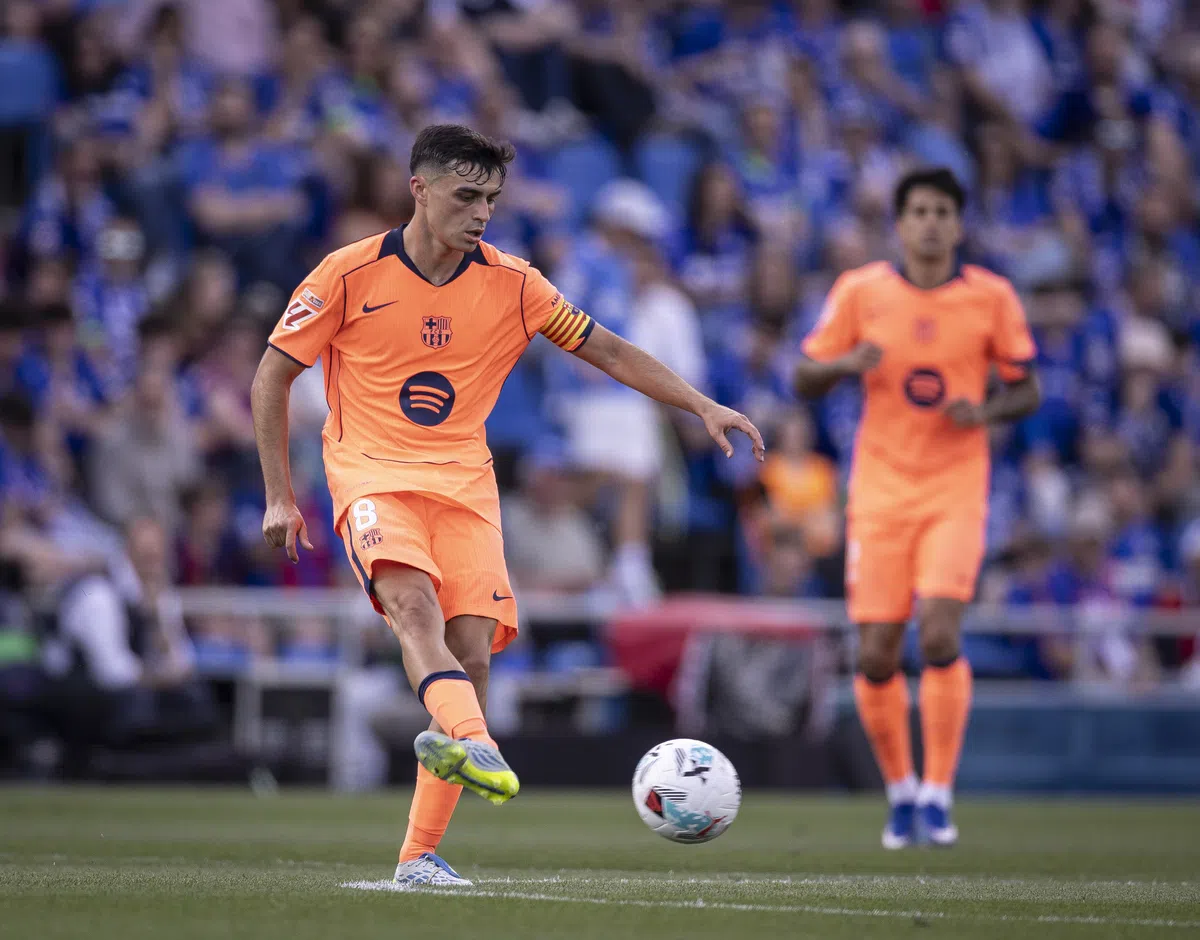 Barcelona overleeft angstgegner en profiteert optimaal van nieuwe misstap Real