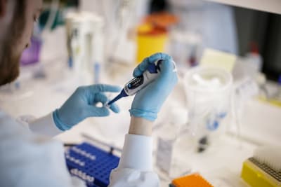 Nederlands farmabedrijf Merus voor miljarden in Deense handen