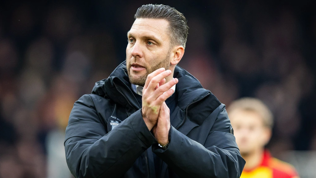 Go Ahead Eagles neemt na een jaar alweer afscheid van trainer Boel