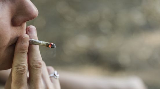 Lopend Vuur: Een rookvrije generatie is een illusie