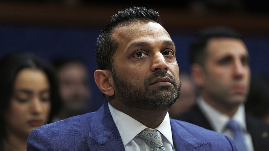 FBI-directeur eist kwart miljard dollar na artikel over drankmisbruik